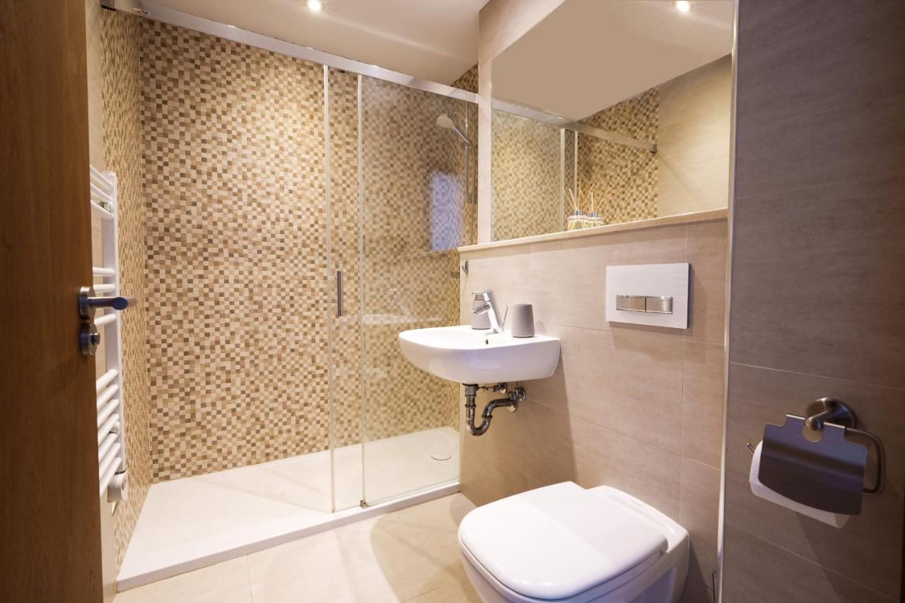Westone Suite-Hosted By Sweetstay Gibraltar Eksteriør bilde